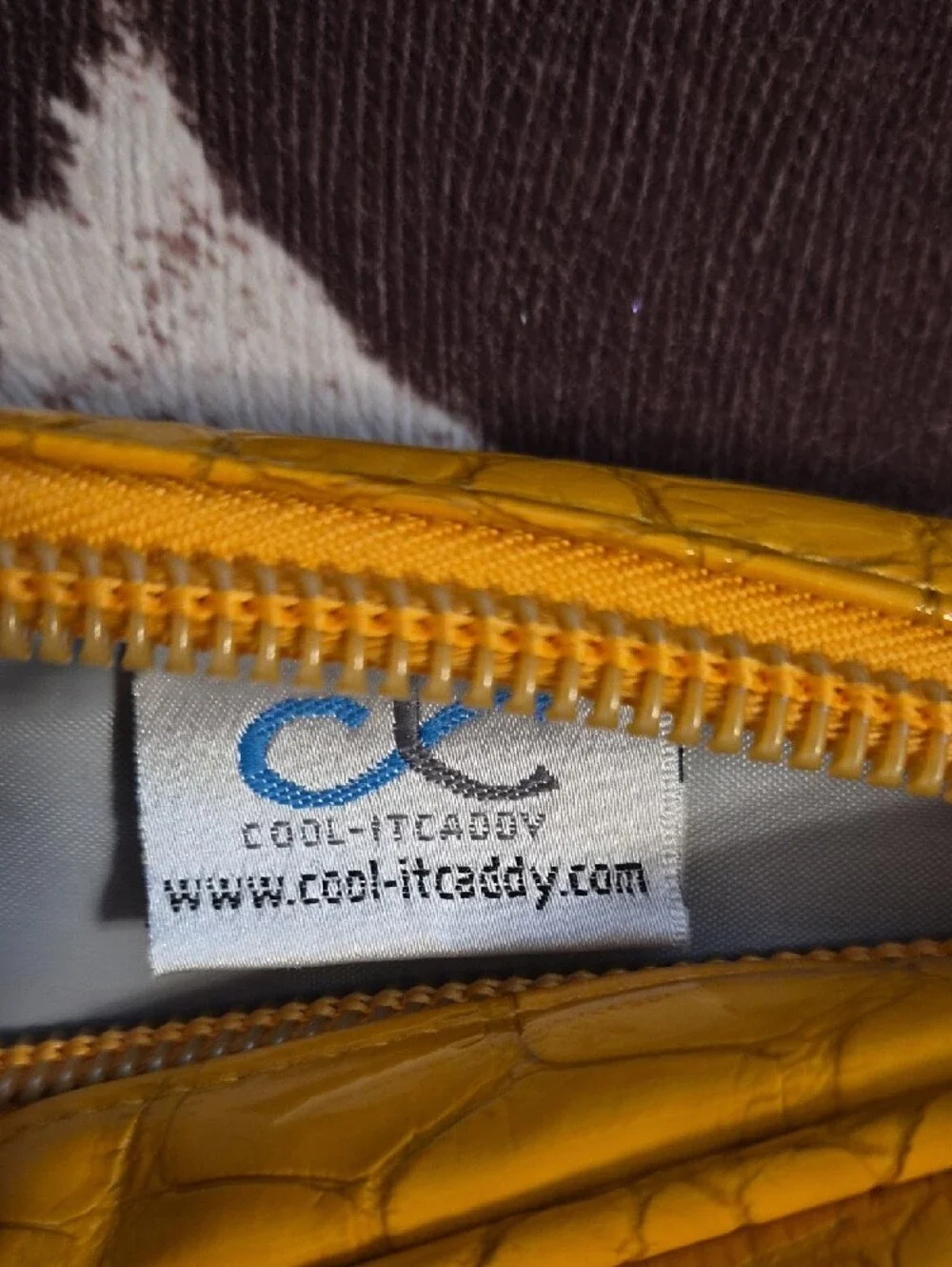 Cool- ItCaddy sleek croc
